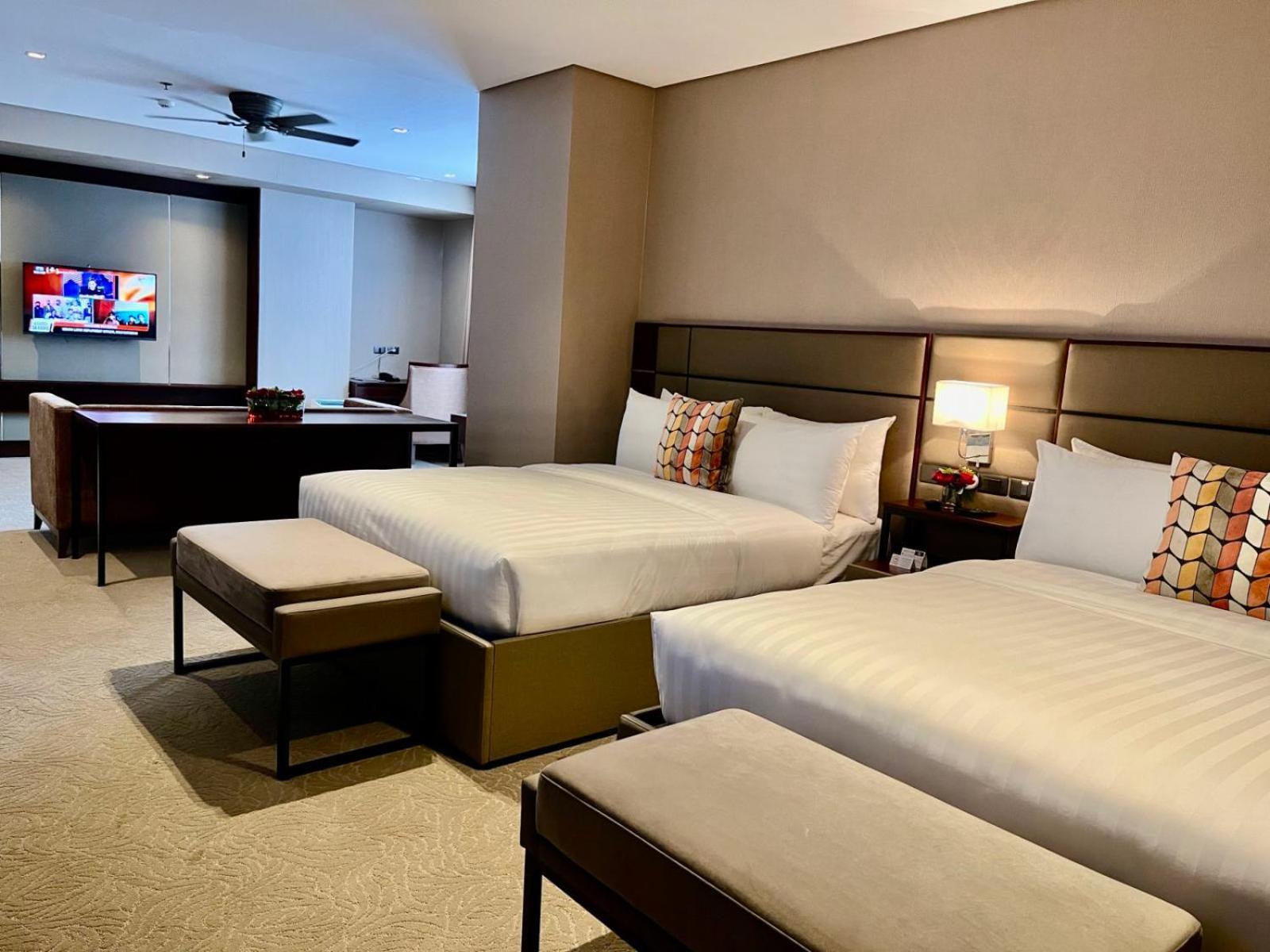 The Plaza Garden Hotel And Residences Baguio City Exterior photo