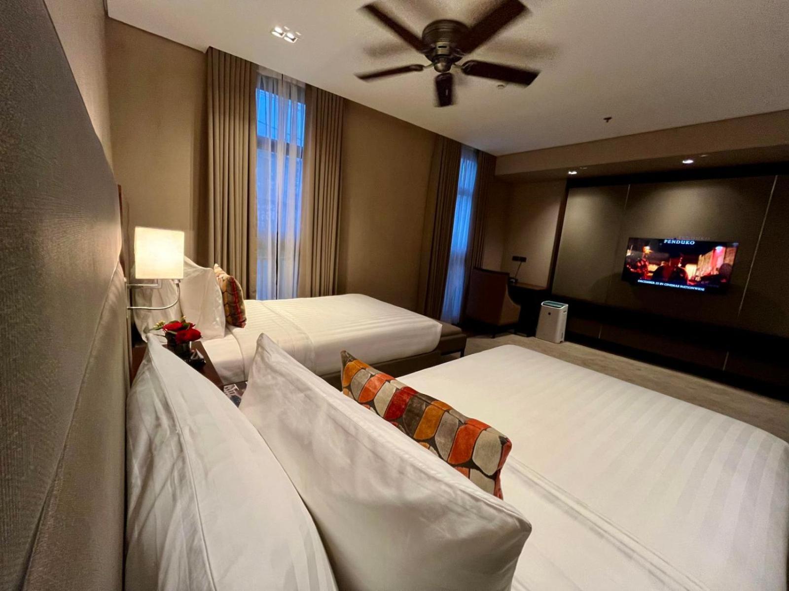 The Plaza Garden Hotel And Residences Baguio City Exterior photo