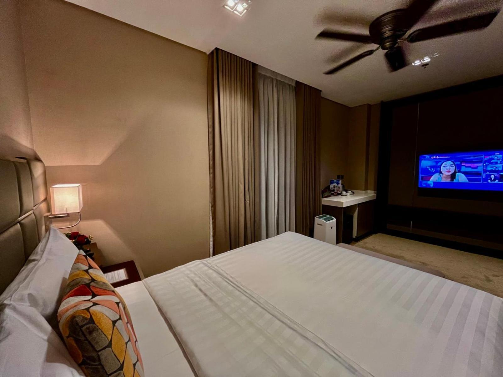 The Plaza Garden Hotel And Residences Baguio City Exterior photo